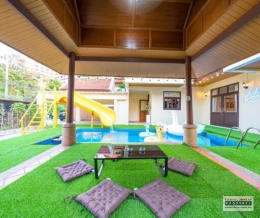 POOL VILLA PRATAMNUK FOR SALE