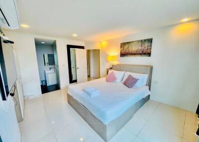 3 Bedrooms Condo  For Sale at Wong Amat