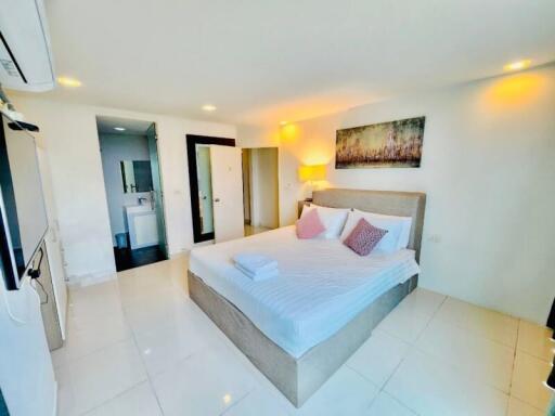 3 Bedrooms Condo  For Sale at Wong Amat