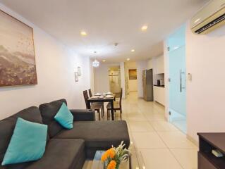 Prime Pratumnak Hill condo available for rent and sale.