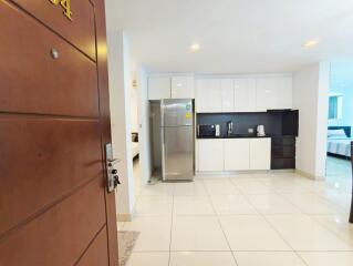 Prime Pratumnak Hill condo available for rent and sale.