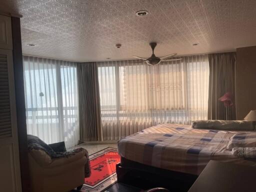 SEA VIEW  CONDO 2BEDROM  FOR SALE AT JOMTIEN