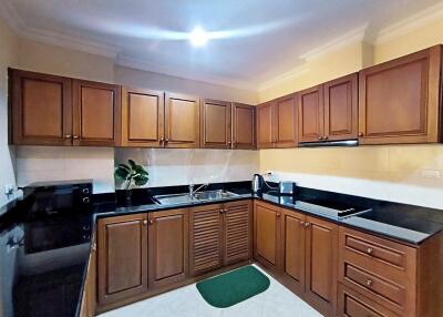 1 Bedroom Condo For Sale Near Jomtien Beach