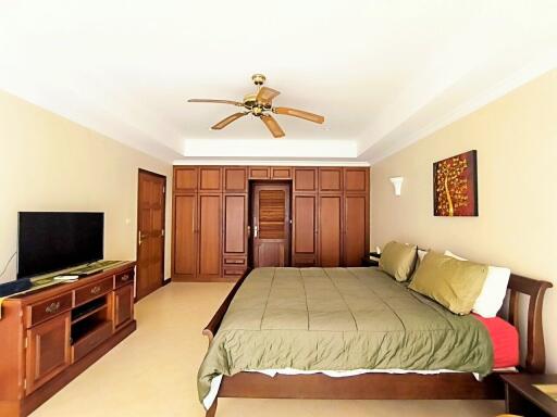 1 Bedroom Condo For Sale Near Jomtien Beach