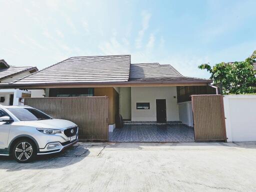 Good price!! Pool Villa in East Pattaya for Sale