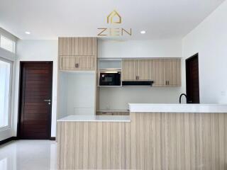 Modern 3-Bedroom Villa in Rawai For Sale