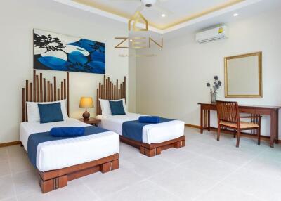 Modern Villa with 4 Bedrooms in Rawai For Rent