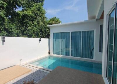 Modern Villa 3 Bedrooms In Rawai For Rent