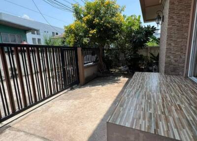 Front yard with sitting area