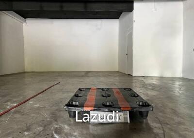 Premium 151.27 sqm Retail Space in Diverse Neighborhood Phrakanong – Ideal for Retail or Central Kitchen