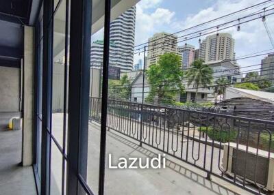 Premium Retail Space for rent in Sukhumvit 16