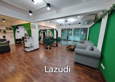 Premium Retail Space for rent in Sukhumvit 48