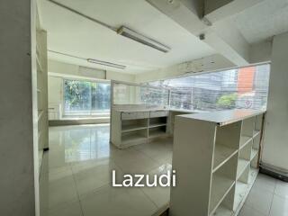 Prime 5-Storey 200 SQM Shop House in Thong Lo soi 9 Big Intersection - Ideal for Any Business Venture