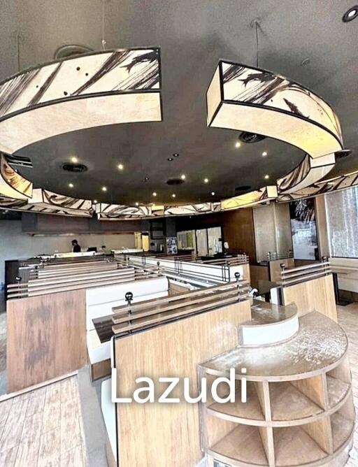 Ultra Luxury Restaurant/Bar for Rent in Thonglor