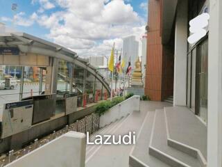 Retail For rent in Bangrak