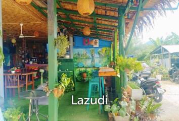 200 ตร.ม.  1 ห้องนอน  1 ห้องน้ำ ร้านอาหารสำหรับ เช่าใน มะเร็ต