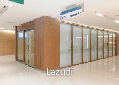 Retail space for rent in Silom