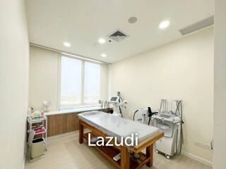 For Take Over Clinic in Prime Central Mall Location with Over 19 Rooms
