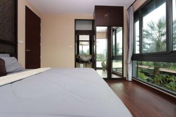 Attractive 2 bed condo for sale Himma Garden Condo near Lanna Golf Course