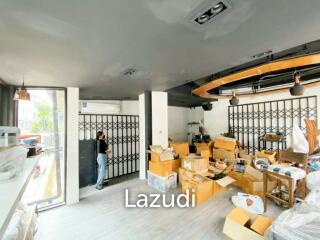 Commercial Property in Sukhumvit 11