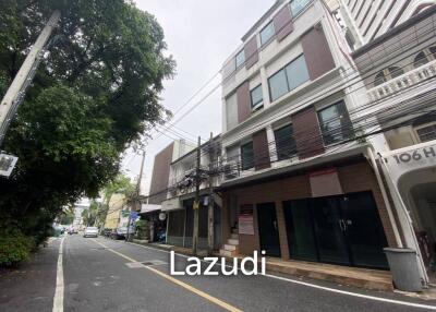 Property in Sukhumvit 49  Ideal Location for Japanese Expat Living  High Popularity among Expats and Locals  150 sqm Space for Rent