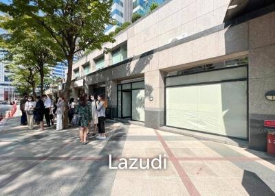 78sm retail space for lease in Muangthai Phatra Complex Ratchada, Huai Khwang