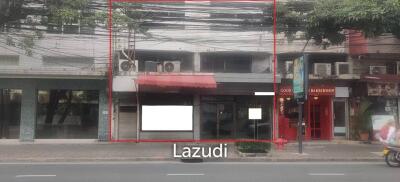 Double Shop House For Rent on Ekkamai Rd. Soi 63