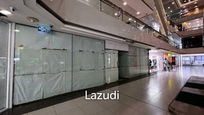 Retail For Rent At Time Square