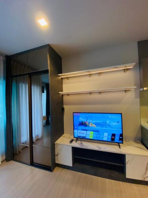 Condo for Rent at Life Asoke - Rama 9