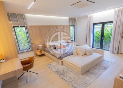 A newly renovated 3 Bedrooms Luxury Private Pool Villa