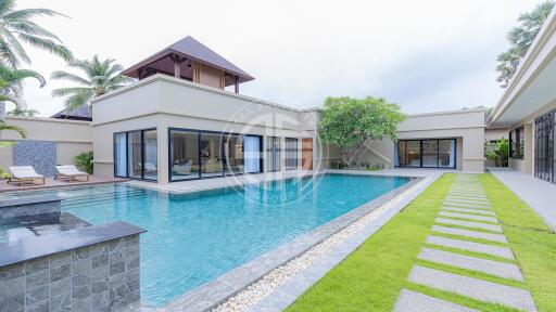 A newly renovated 3 Bedrooms Luxury Private Pool Villa