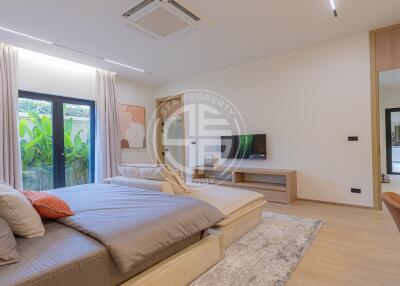 A newly renovated 3 Bedrooms Luxury Private Pool Villa