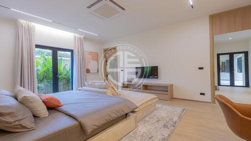 A newly renovated 3 Bedrooms Luxury Private Pool Villa