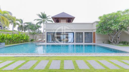 A newly renovated 3 Bedrooms Luxury Private Pool Villa