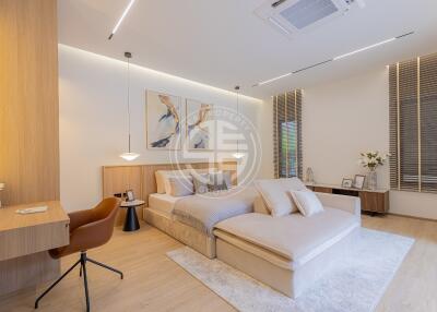 A newly renovated 3 Bedrooms Luxury Private Pool Villa