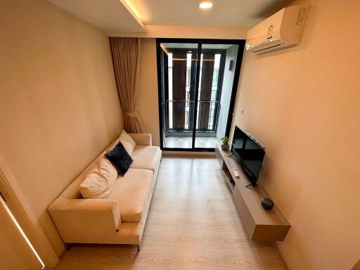 2-bedroom modern condo for sale close to BTS Thonglor