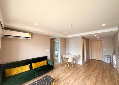 2-bedroom modern condo for sale close to BTS Surasak