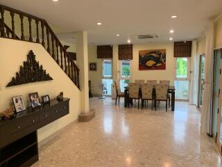 4-bedroom house for sale with private pool in Ramkamhaeng close to expressway