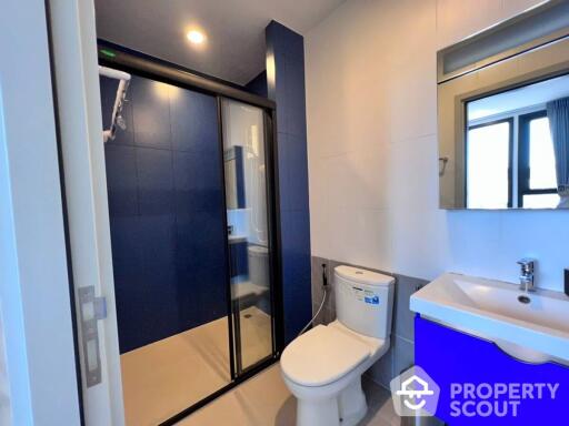 1-BR Condo at Xt Ekkamai near BTS Thong Lor