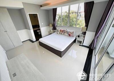 2-BR Condo at Waterford Sukhumvit 50 Condominium near BTS On Nut