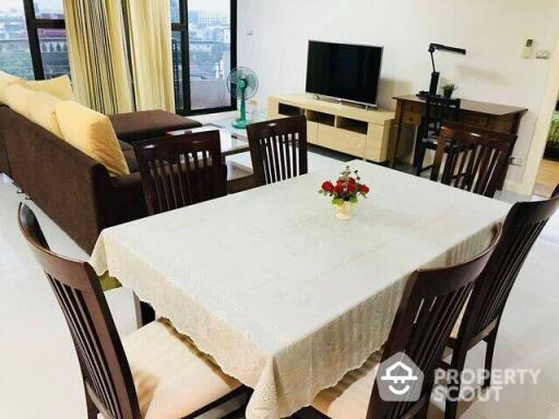 2-BR Condo at Supalai Place Sukhumvit 39 near BTS Phrom Phong (ID 34301)