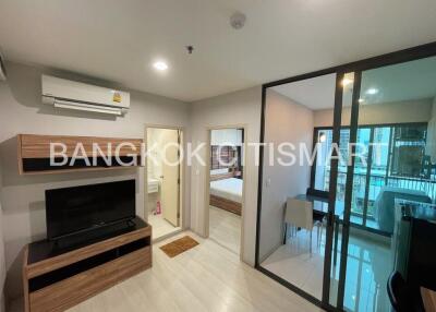 Condo at Life Pinklao for sale