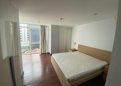 Urbana Sukhumvit 15 – 2 bed