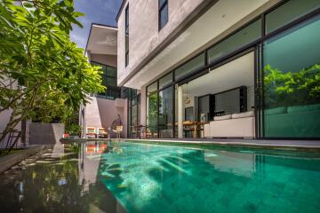 Modern 3 Bedroom Pool Villa for Sale in Wallaya Harmony Phase 1 On Pasak 8, Cherngtalay