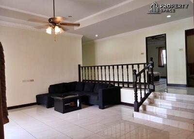 3 Bedroom Pool Villa In Nong Pla Lai Pattaya For Sale