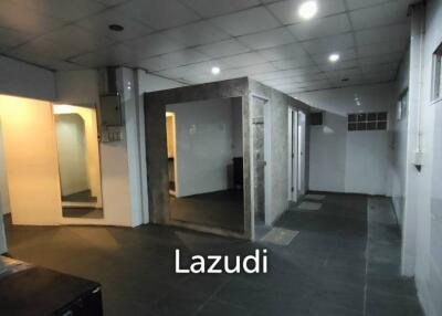 Luxury Commercial building for rent in Sukhumvit 26