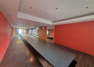 Spacious main living area with recessed lighting