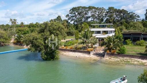 Modern Pool Villa with Phang Nga Views