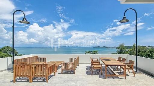 Contemporary Private Villa with Sea Views in Ao Por
