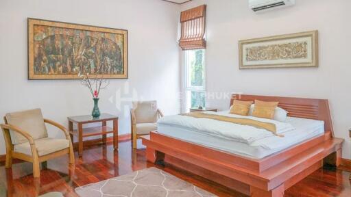 Five-Bedroom Villa with Breathtaking Sea Views